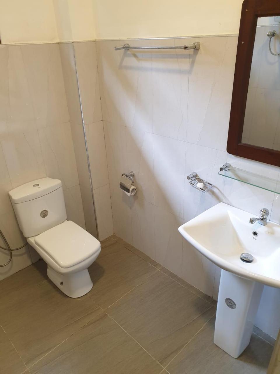 Delhousie Hotel Nallathanniya Room photo