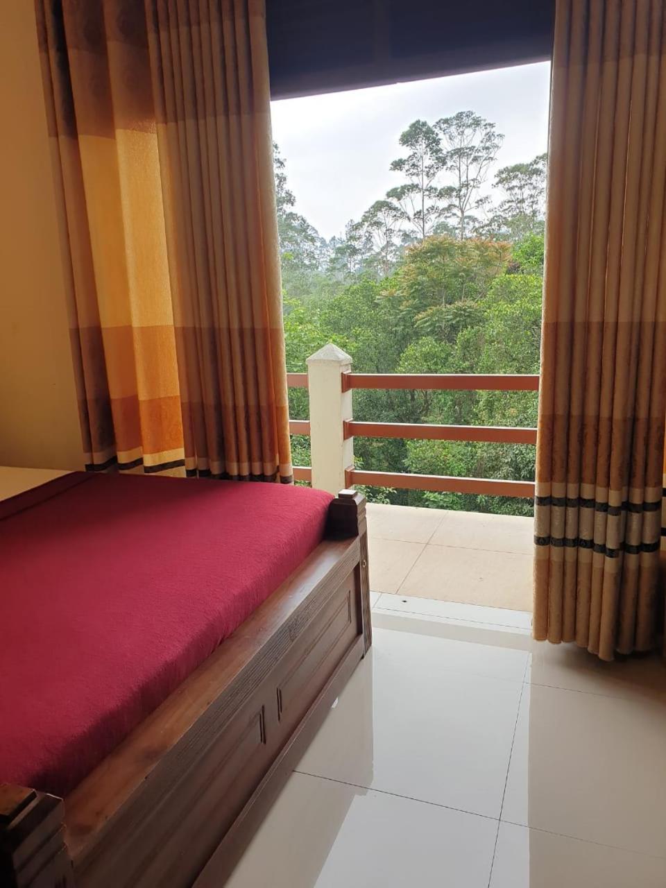 Delhousie Hotel Nallathanniya Room photo